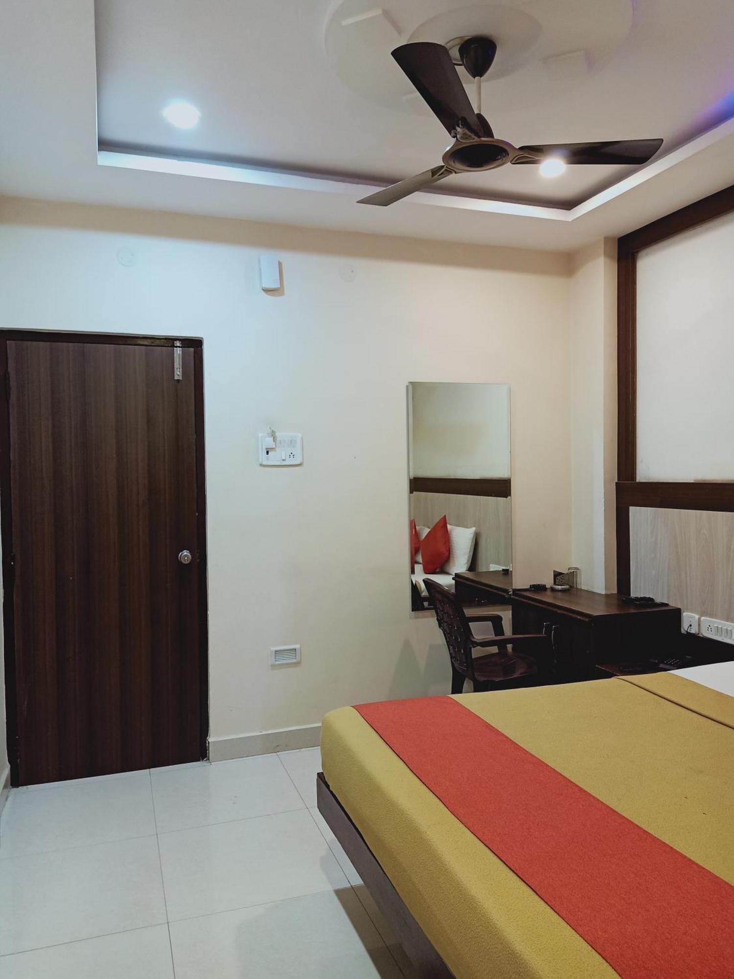 Hotel Neem Tree Hyderabad Airport Shamshabad Extérieur photo