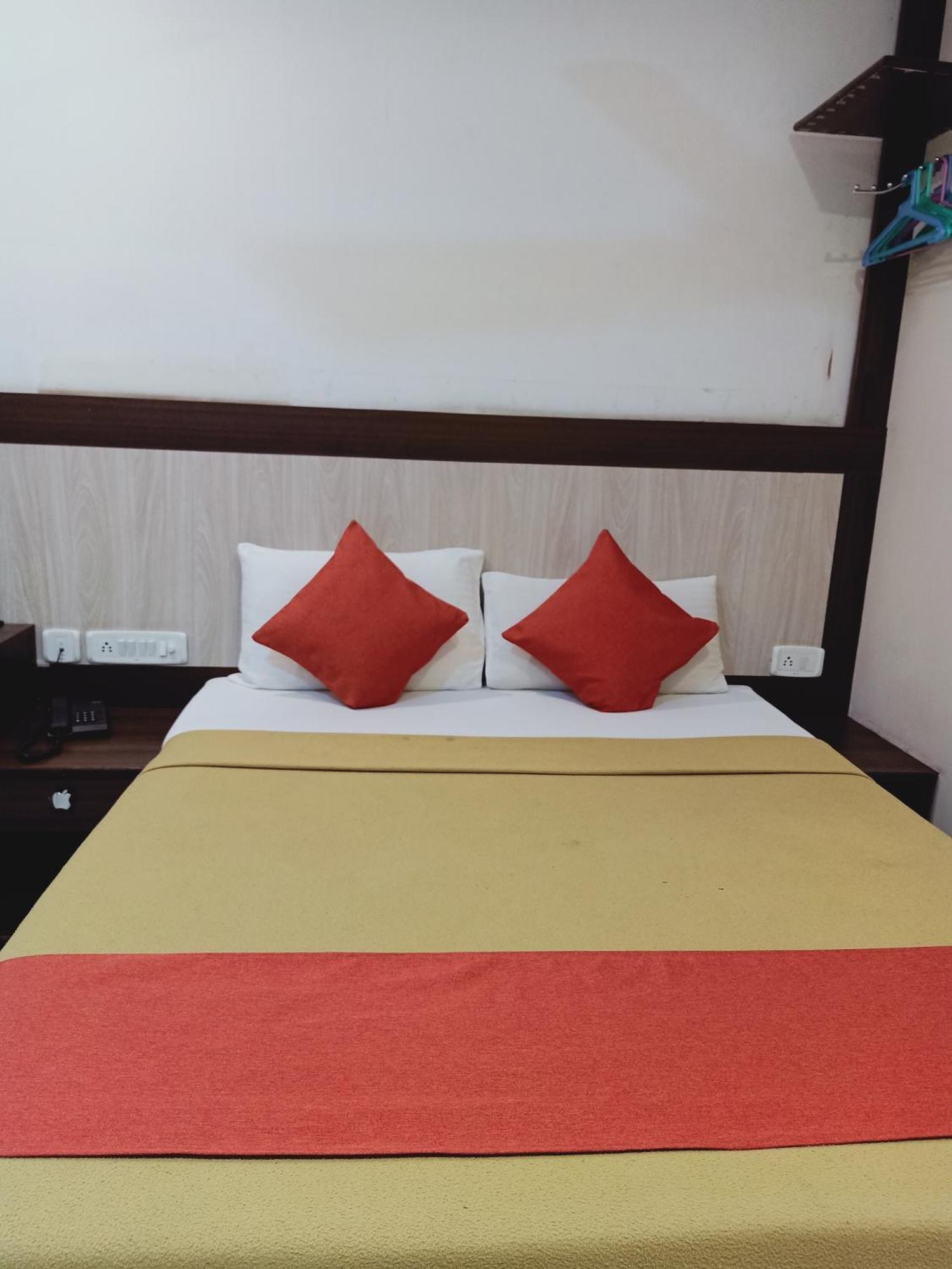 Hotel Neem Tree Hyderabad Airport Shamshabad Extérieur photo