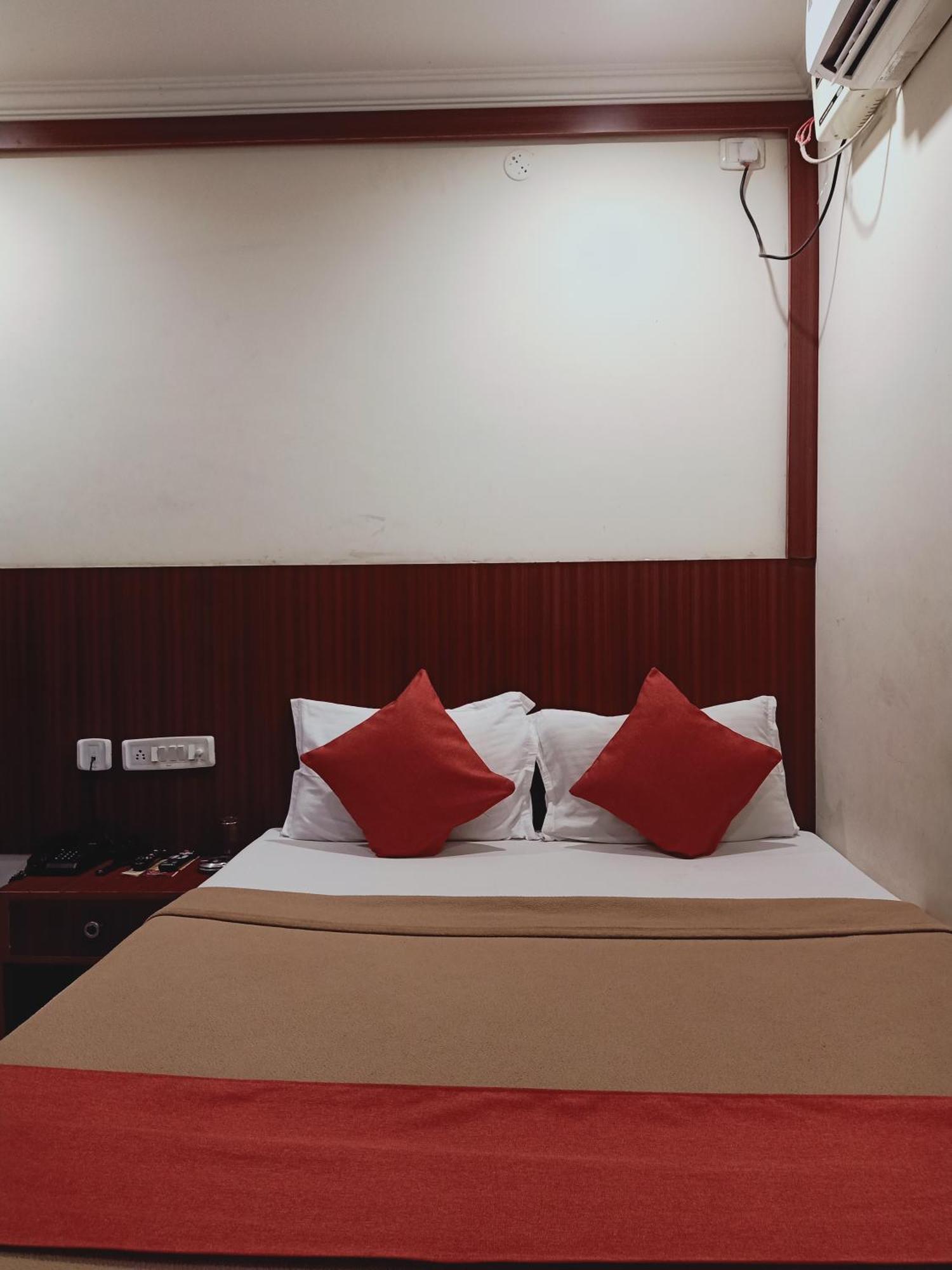 Hotel Neem Tree Hyderabad Airport Shamshabad Extérieur photo