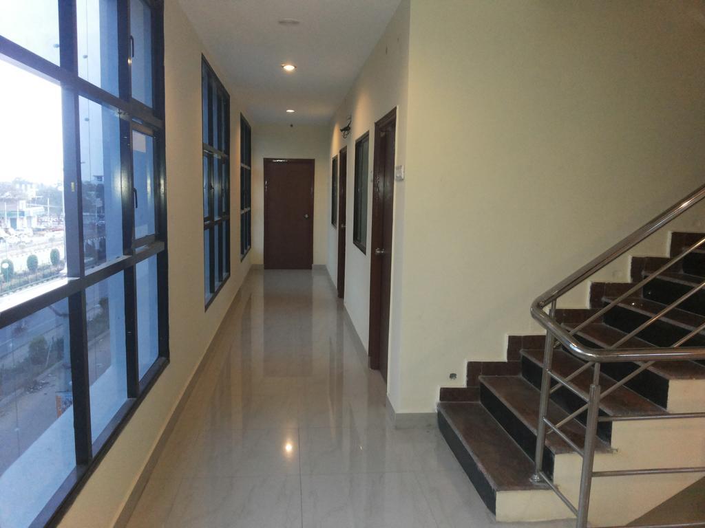 Hotel Neem Tree Hyderabad Airport Shamshabad Extérieur photo